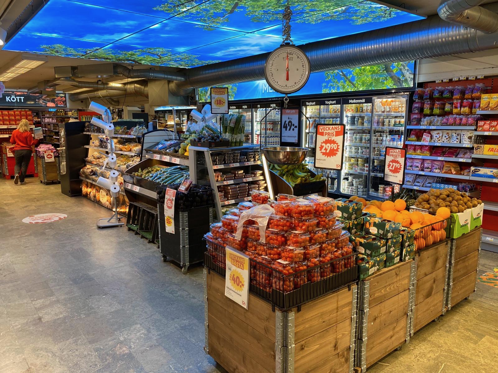 Sky LED ceiling store-under construction